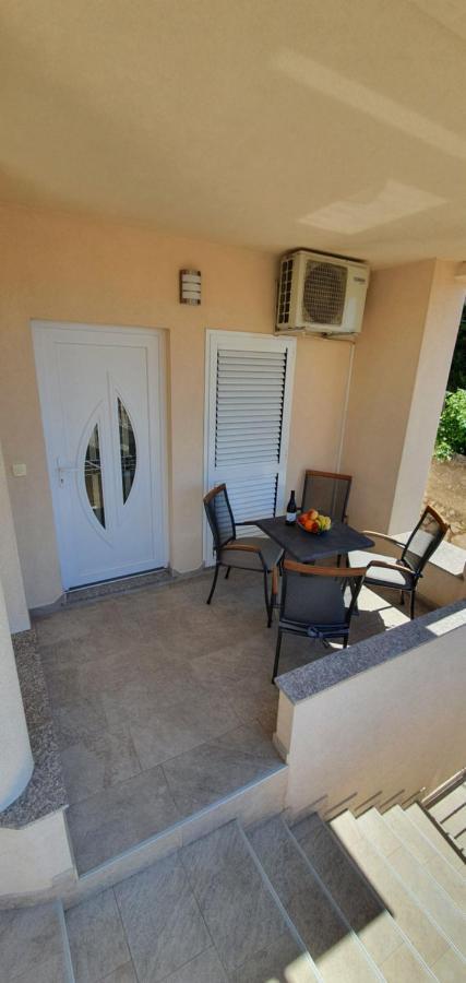 שיבניק Apartments Agata מראה חיצוני תמונה