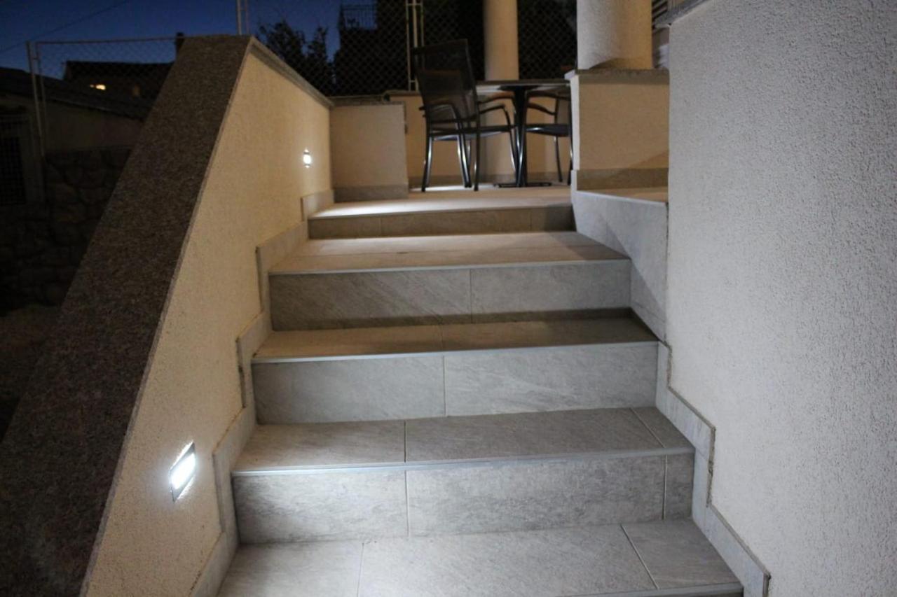 שיבניק Apartments Agata מראה חיצוני תמונה