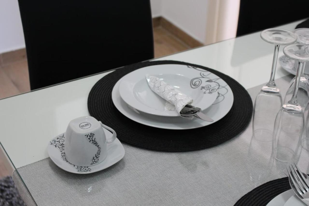 שיבניק Apartments Agata מראה חיצוני תמונה