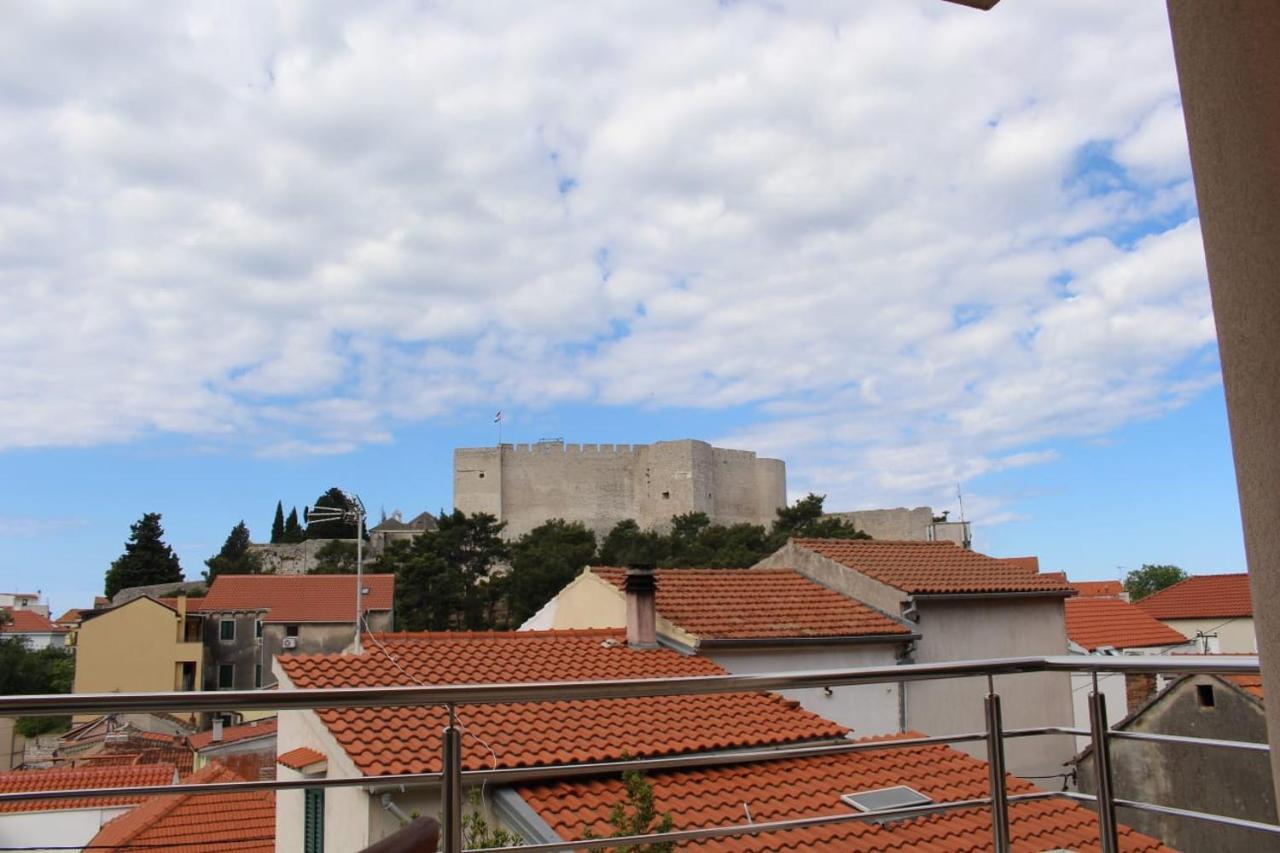 שיבניק Apartments Agata מראה חיצוני תמונה