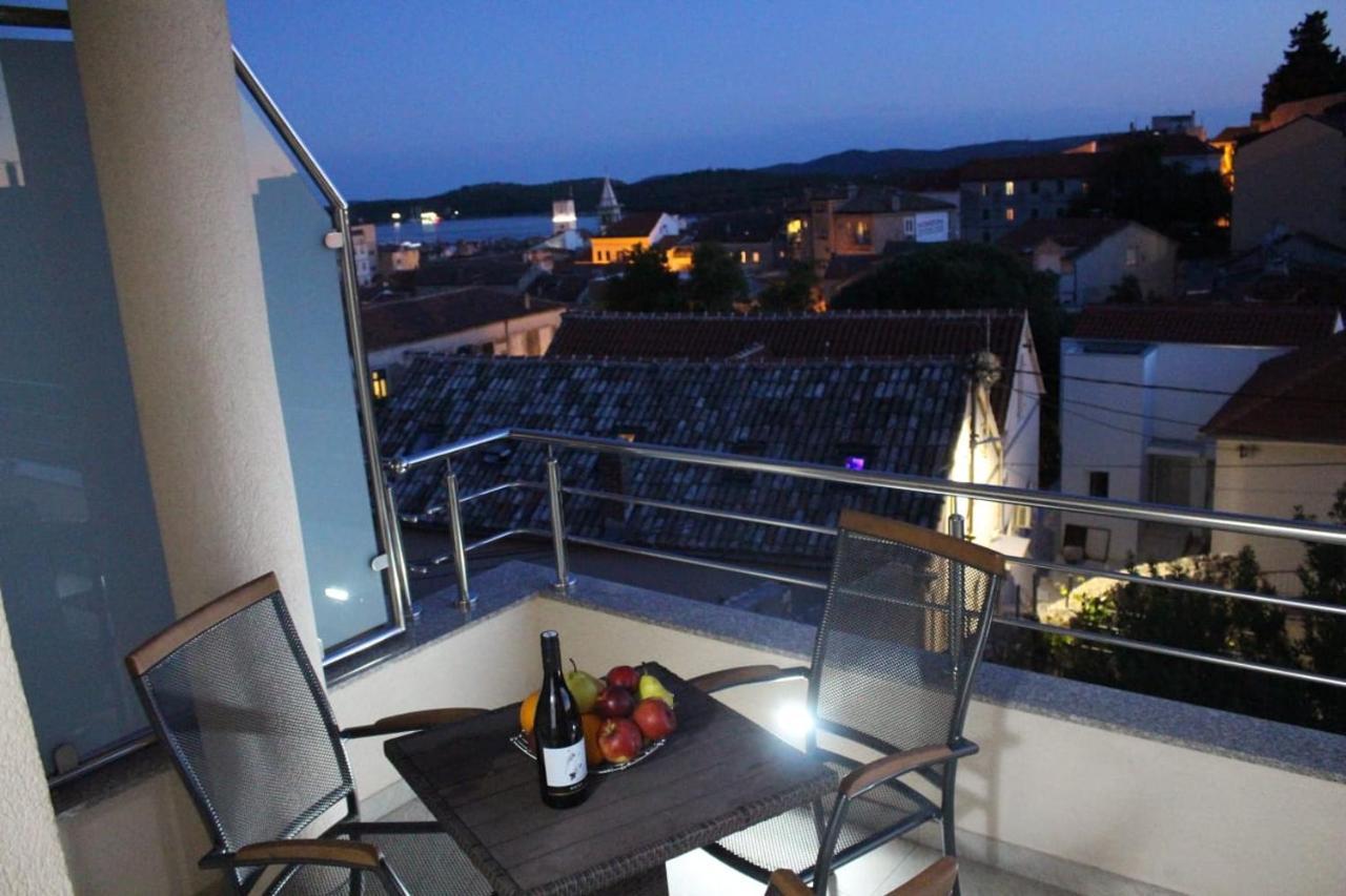 שיבניק Apartments Agata מראה חיצוני תמונה