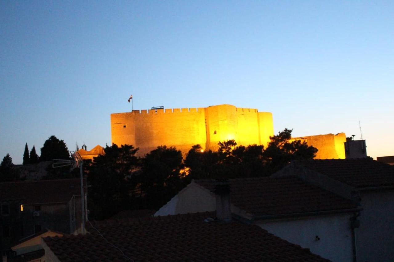 שיבניק Apartments Agata מראה חיצוני תמונה