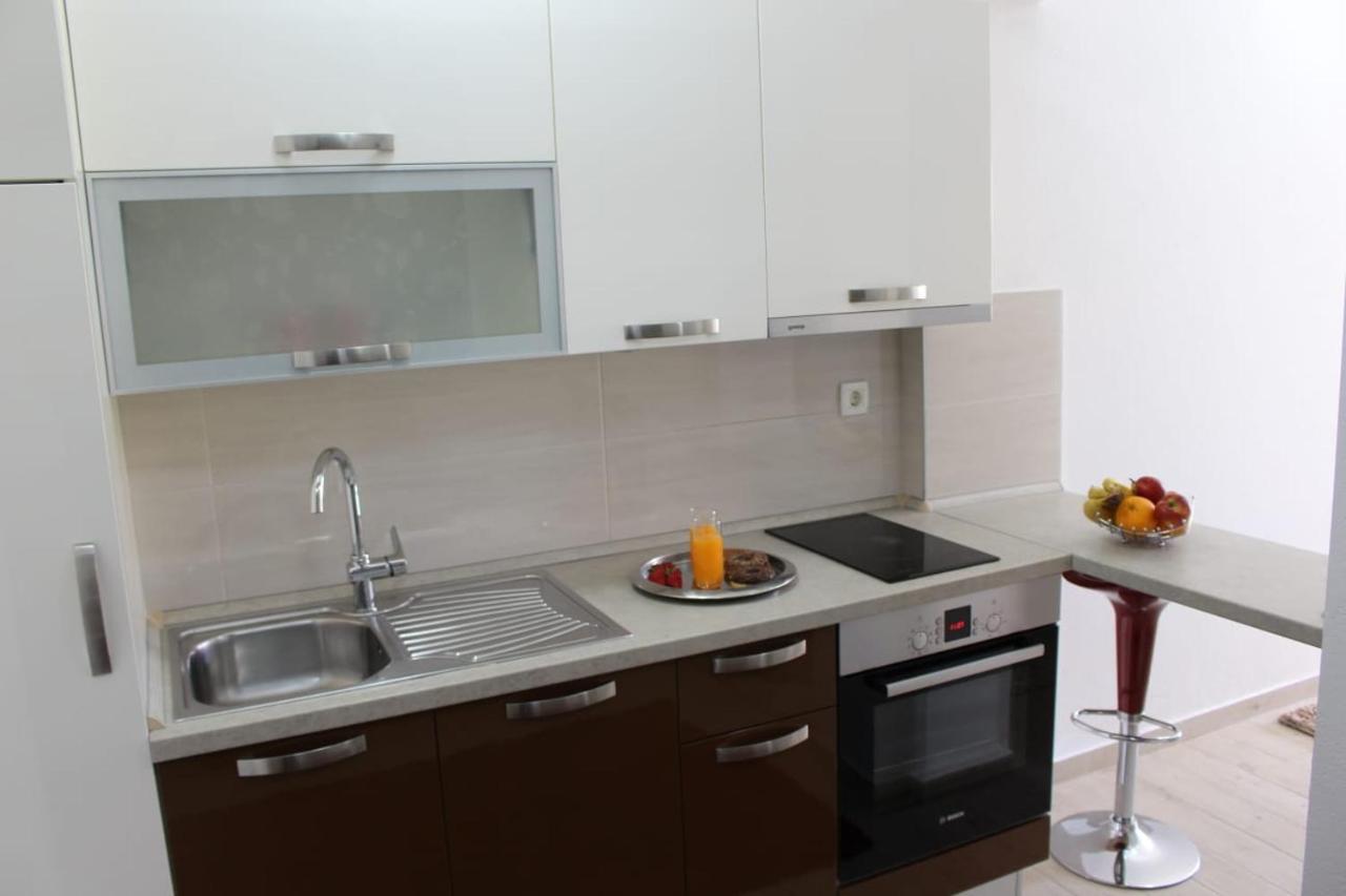 שיבניק Apartments Agata מראה חיצוני תמונה